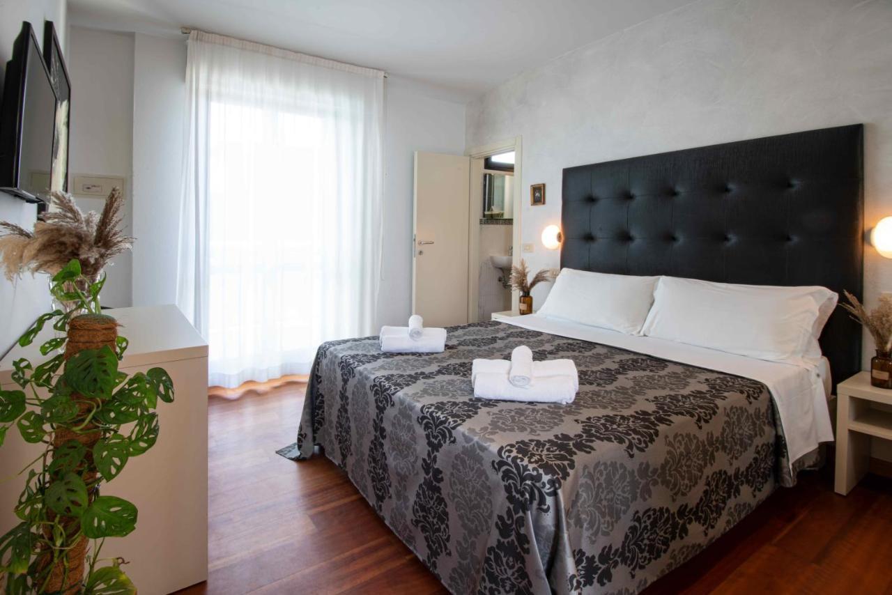 מילאנו מריטימה Hotel Baby B&B מראה חיצוני תמונה
