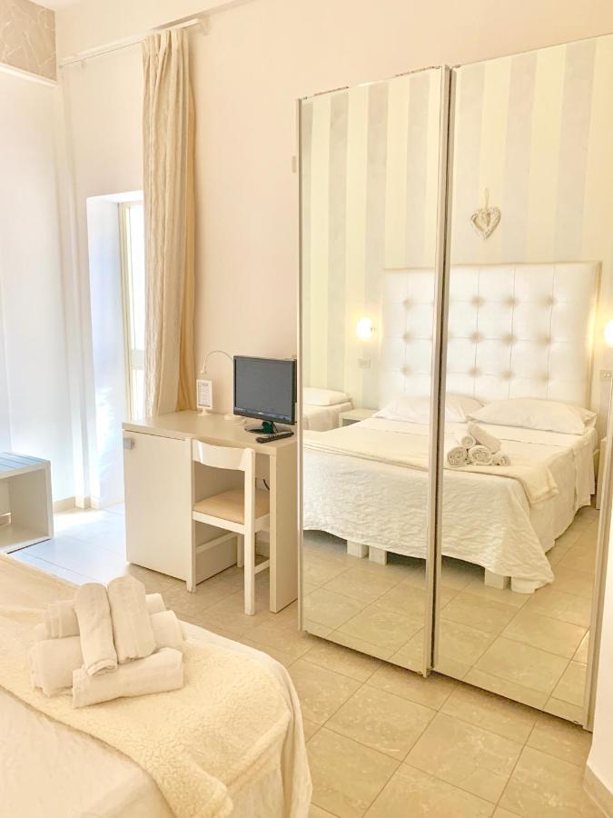 מילאנו מריטימה Hotel Baby B&B מראה חיצוני תמונה