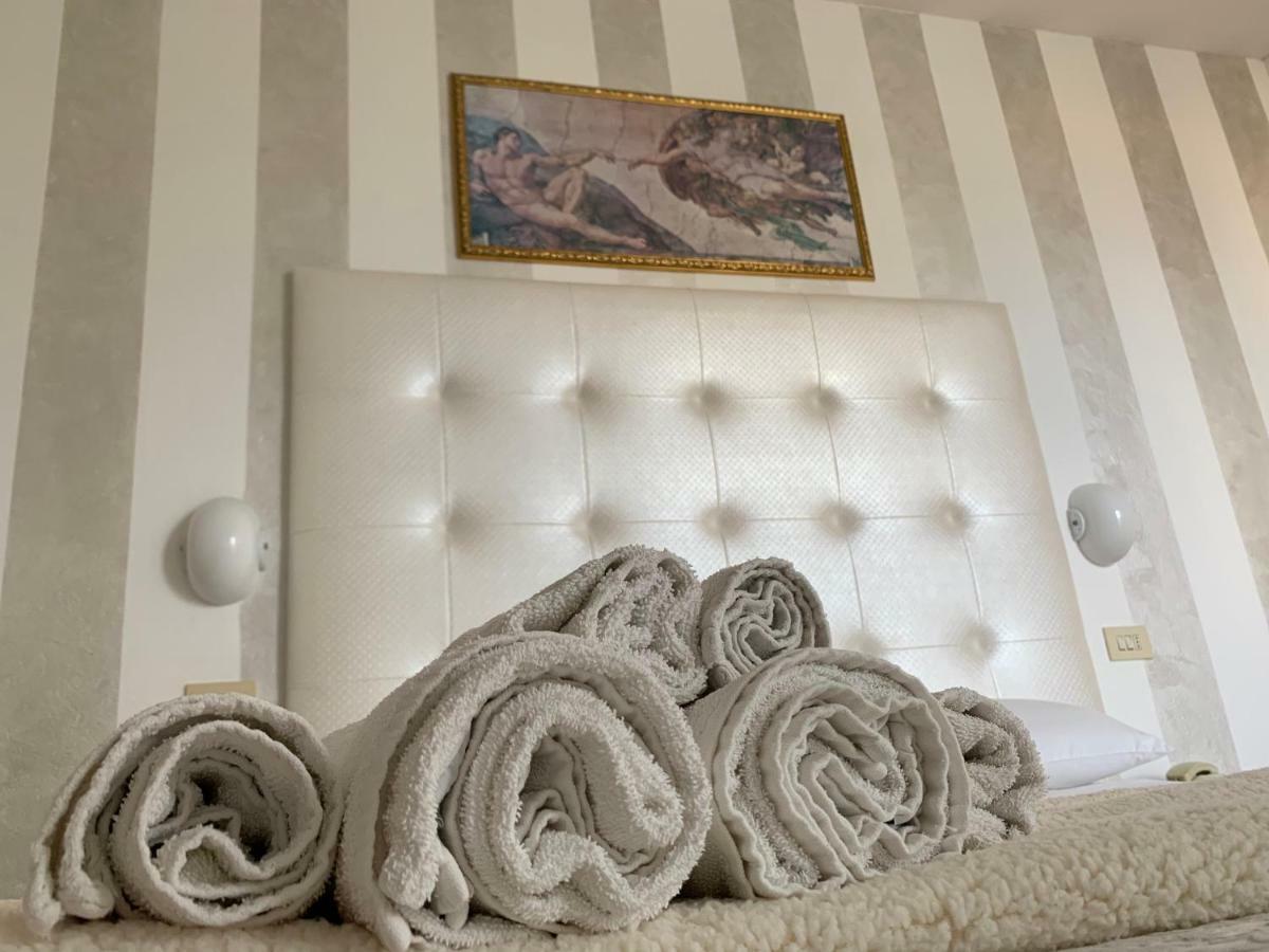 מילאנו מריטימה Hotel Baby B&B מראה חיצוני תמונה