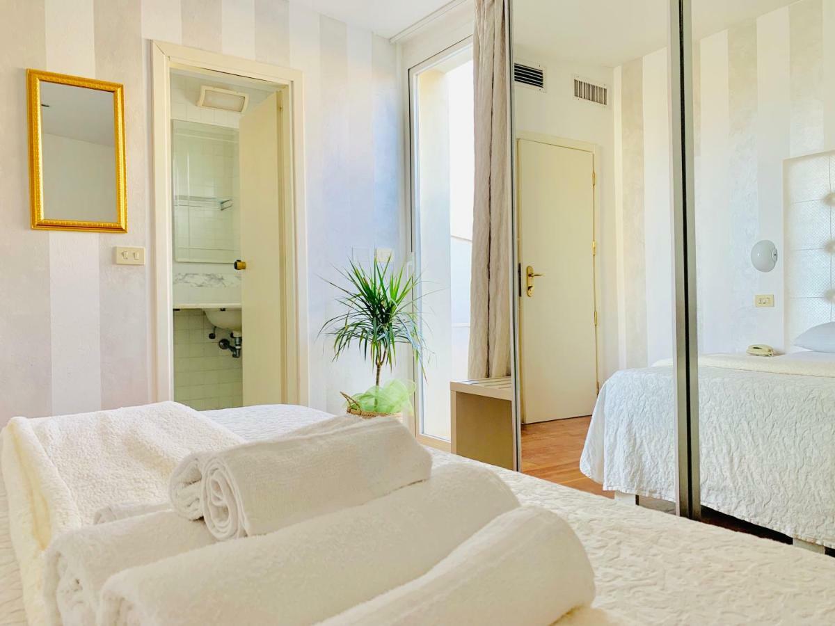 מילאנו מריטימה Hotel Baby B&B מראה חיצוני תמונה