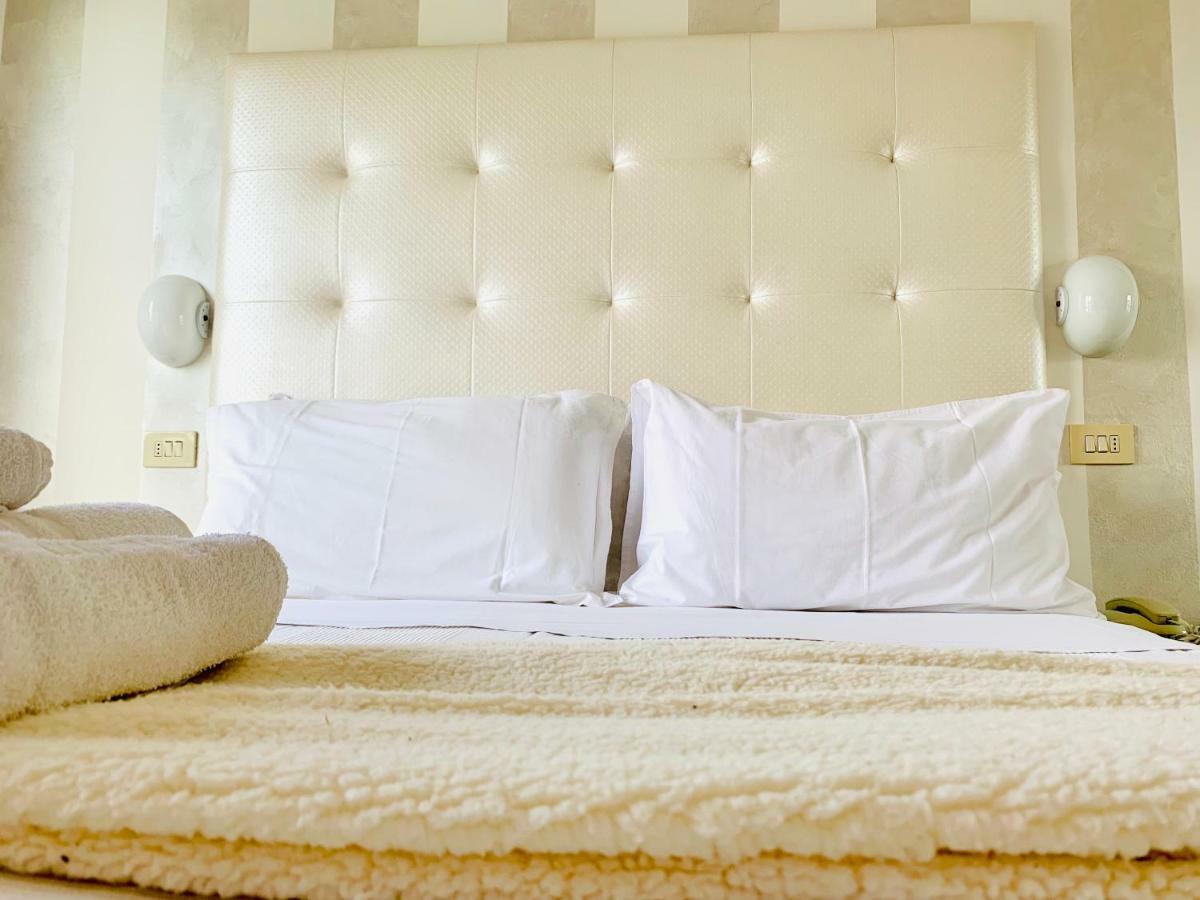 מילאנו מריטימה Hotel Baby B&B מראה חיצוני תמונה